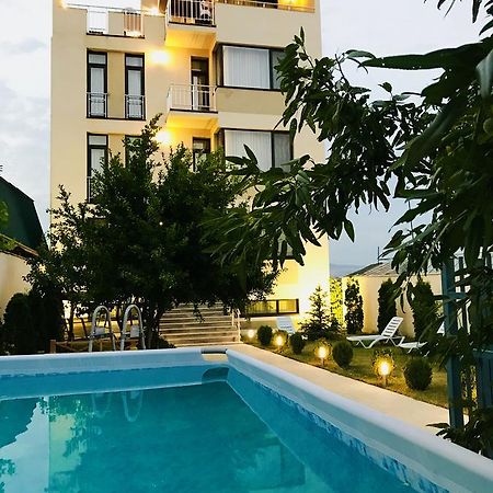 Hotel King Tom Tbilisi Exterior foto