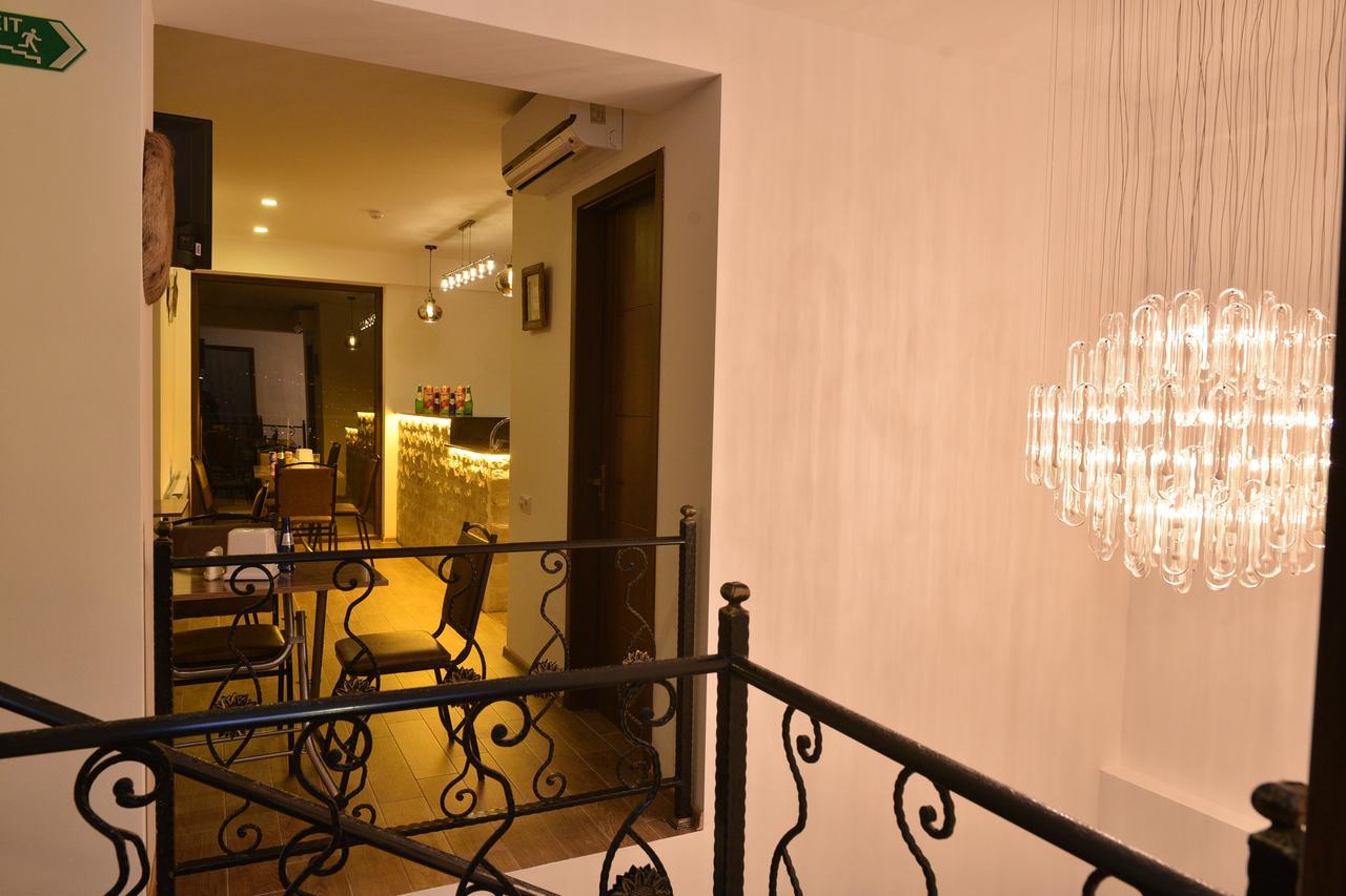 Hotel King Tom Tbilisi Exterior foto